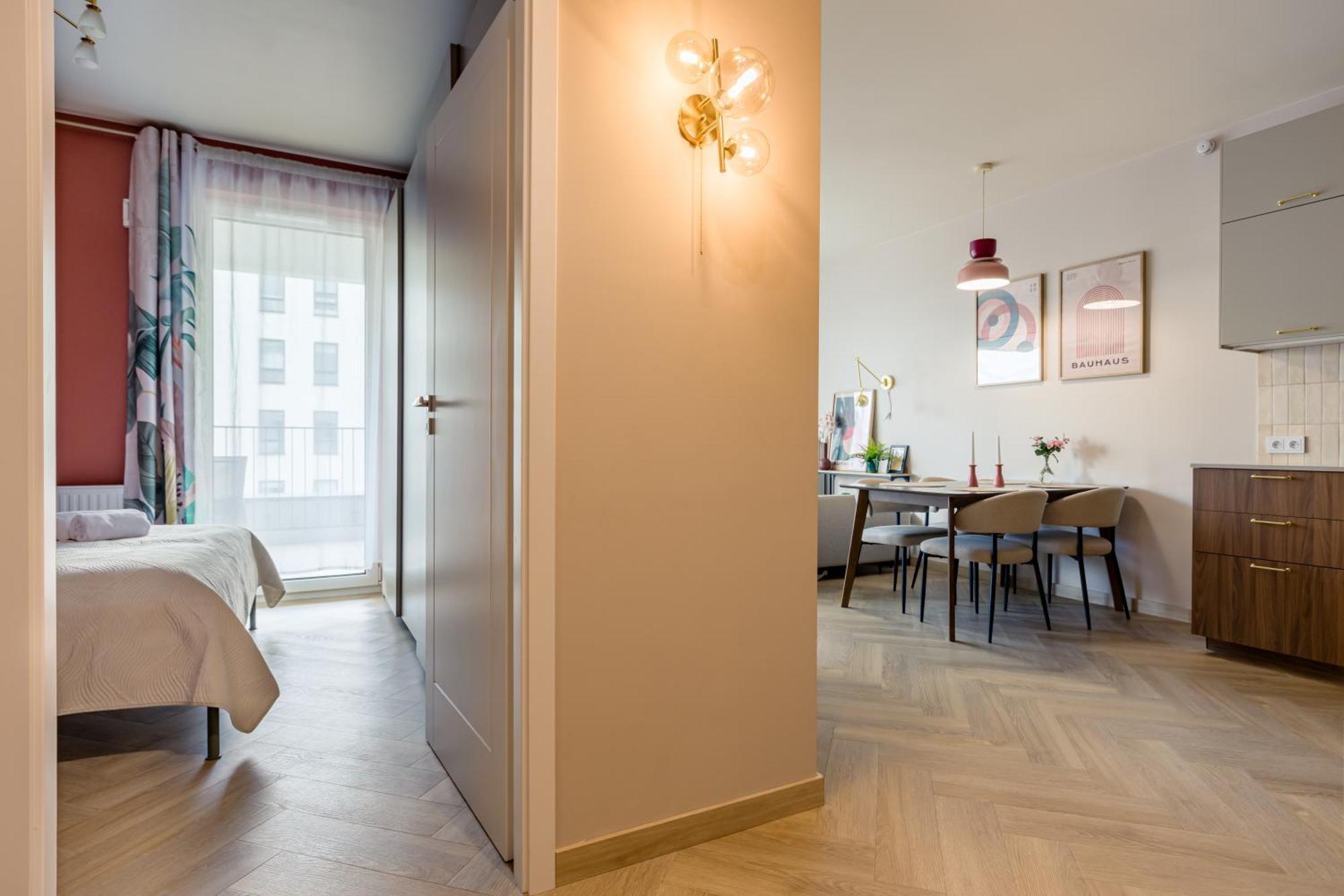Soho Serenity By Aparo - Stadion Narodowy, Metro, Praga, Centrum, Balkon, Winda, Muzeum Neonow Apartment Warschau