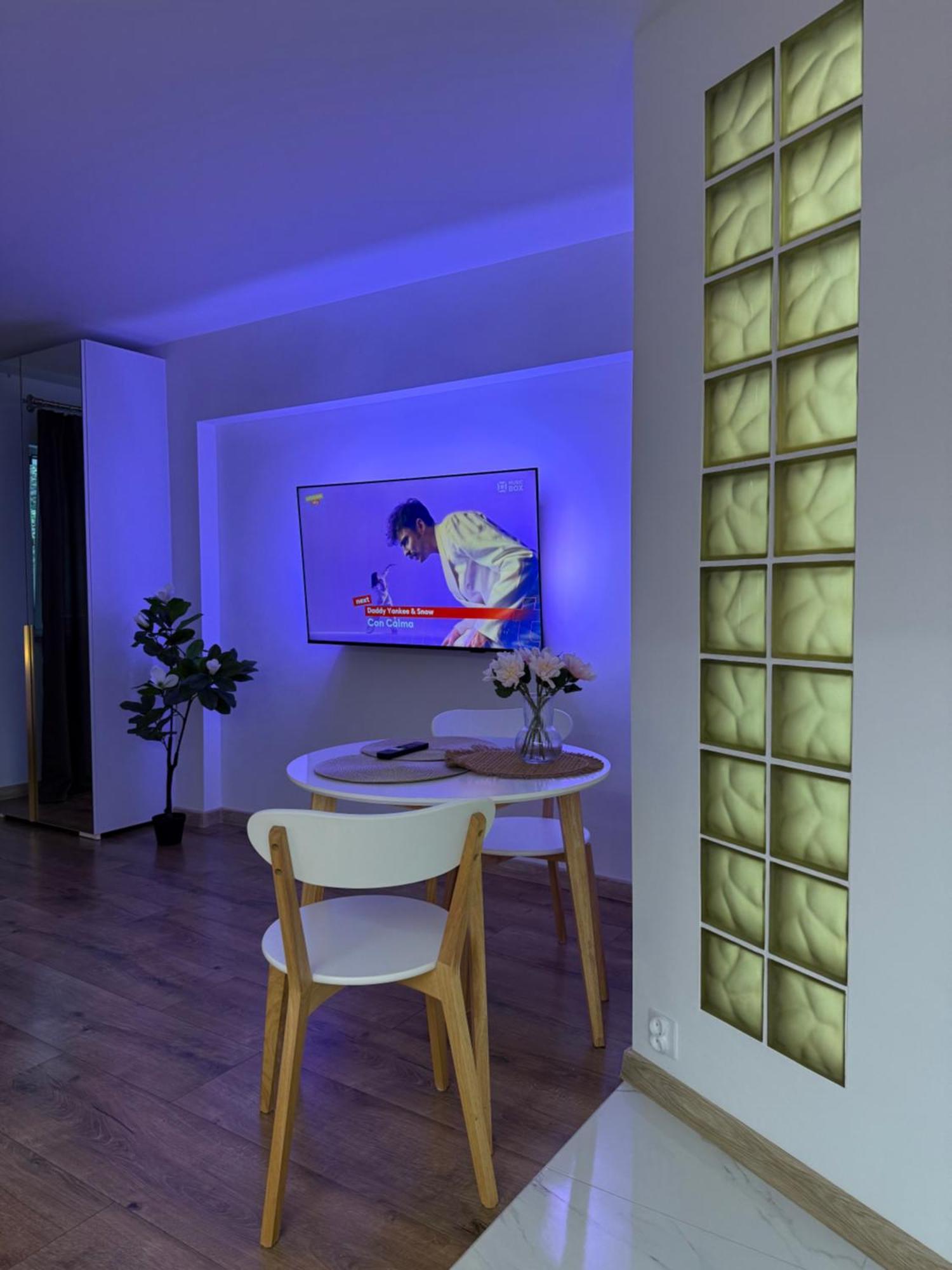 Deluxury Chmielna Warsaw