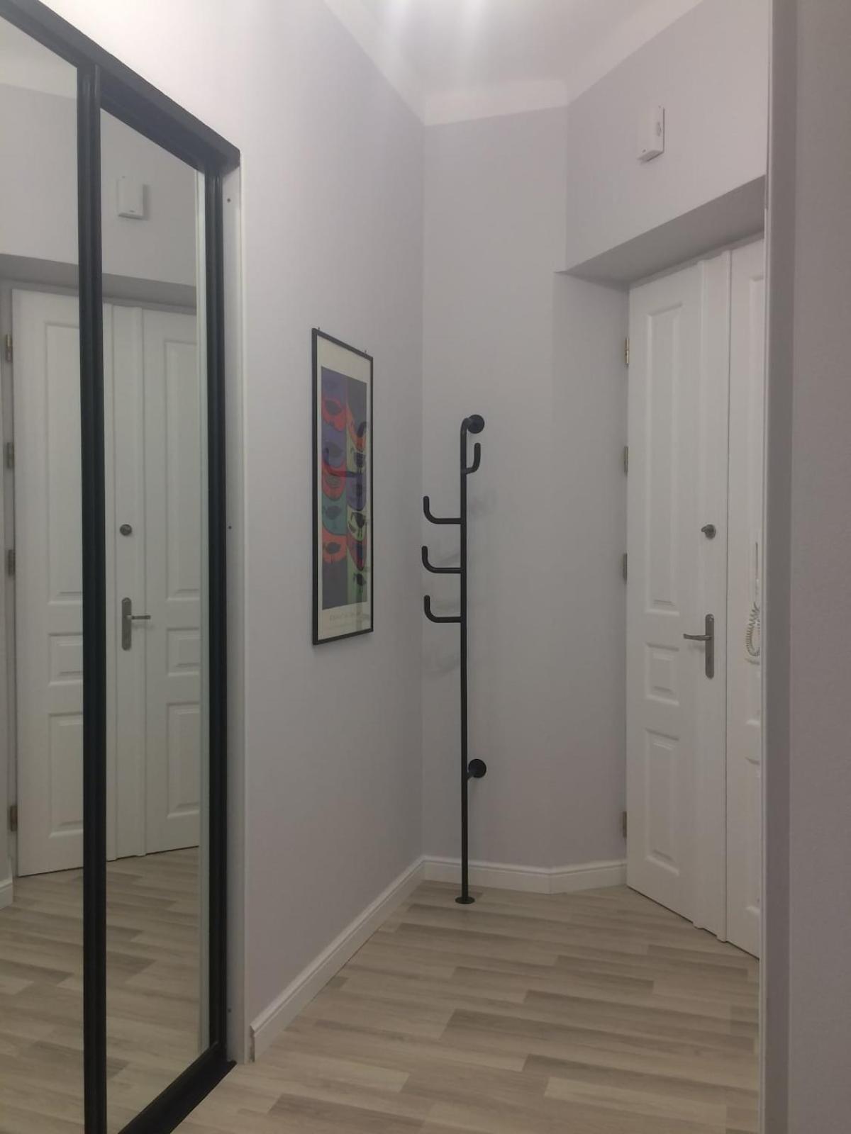 Apartment - Center!