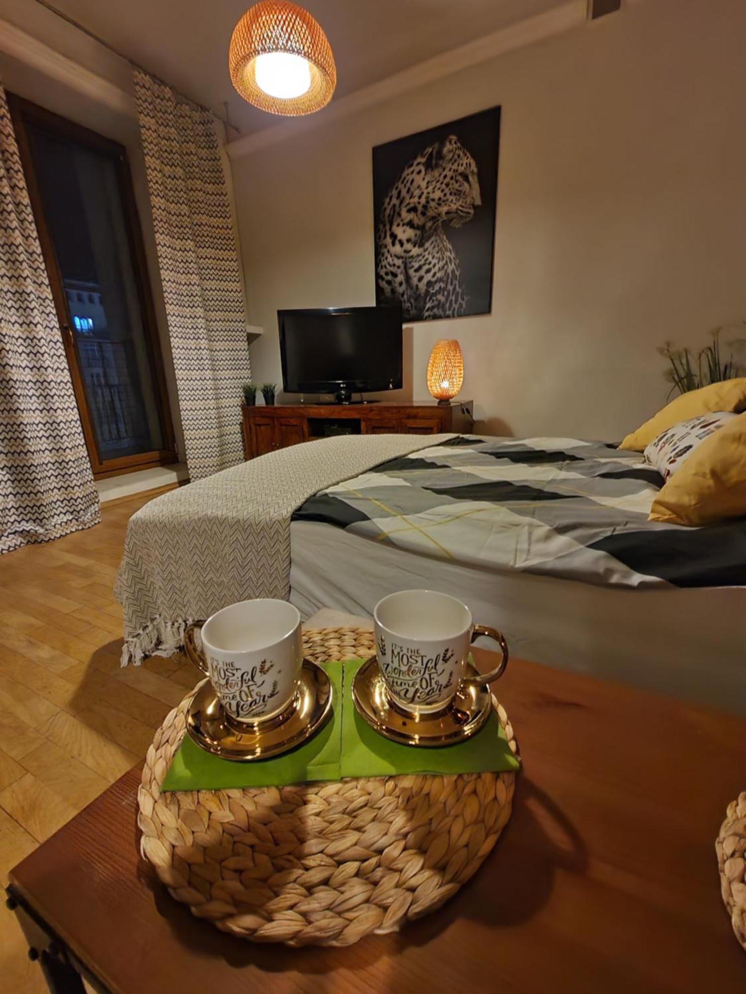 Apartment Center
