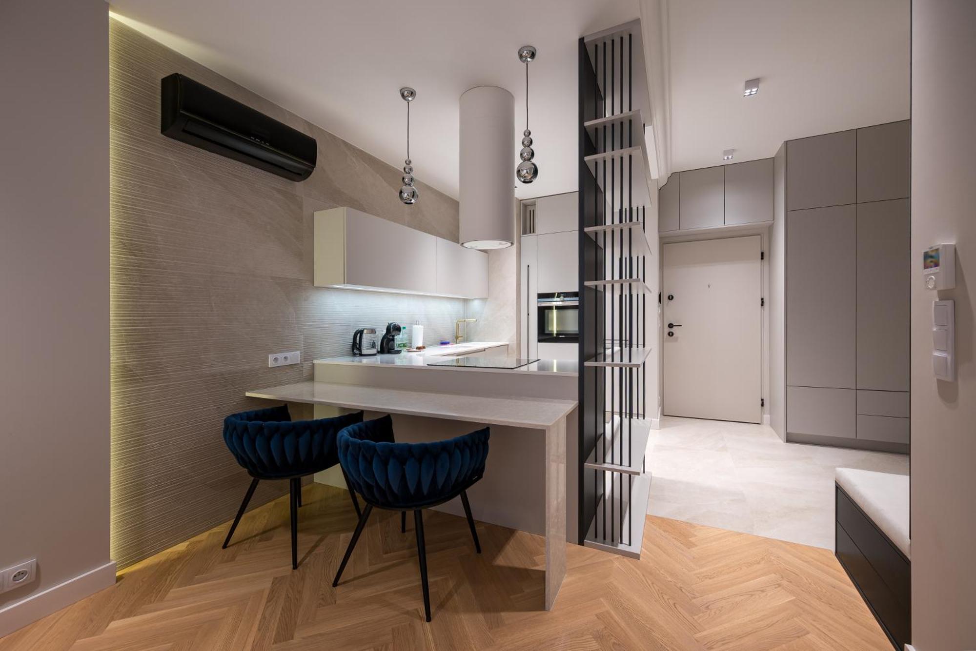 Metro Slodowiec Deluxe By Bookinghost Apartment Warsaw