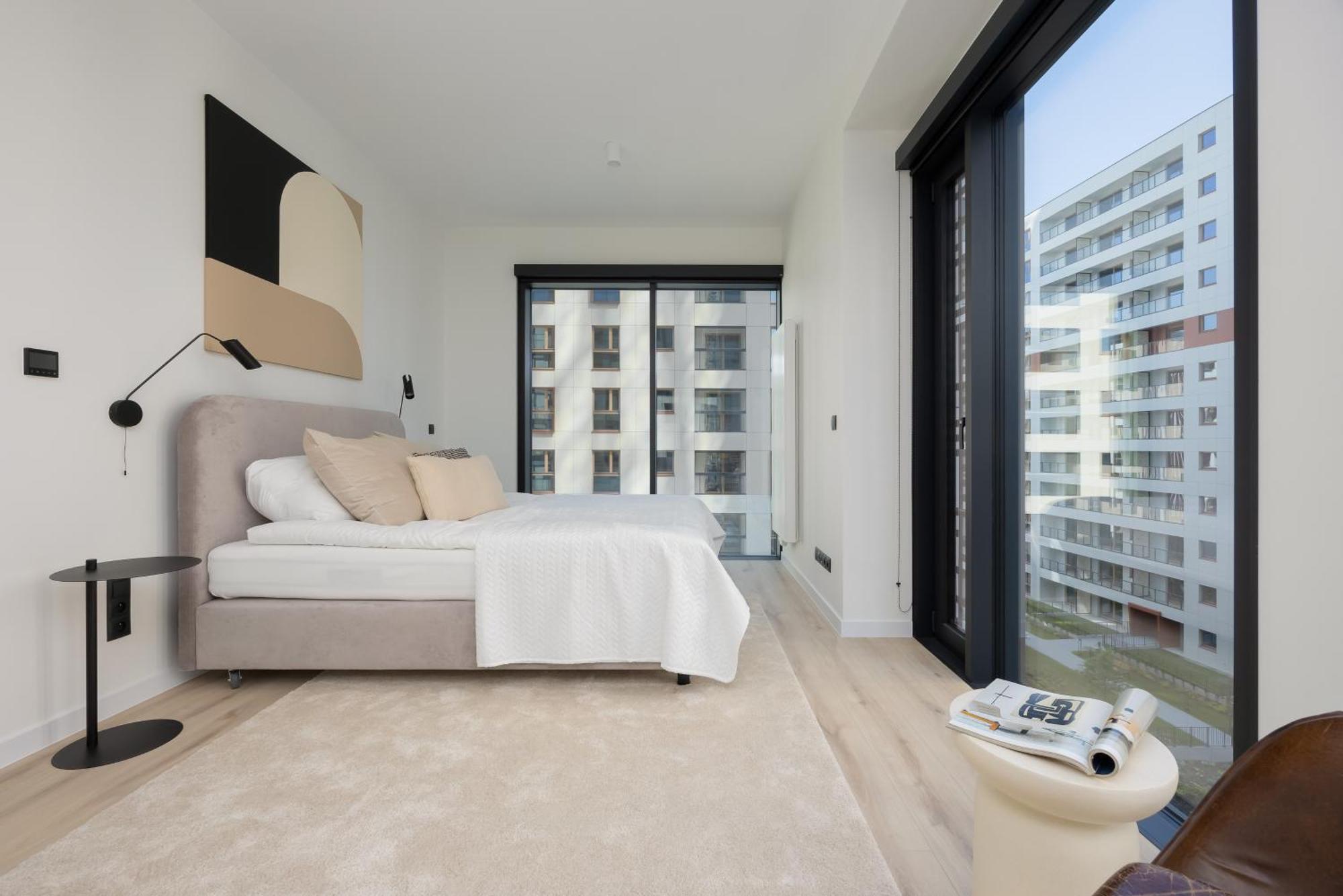 Luxury Towarowa Towers With Parking And Air Conditioning In Warsaw's Wola District By Renters Prestige *