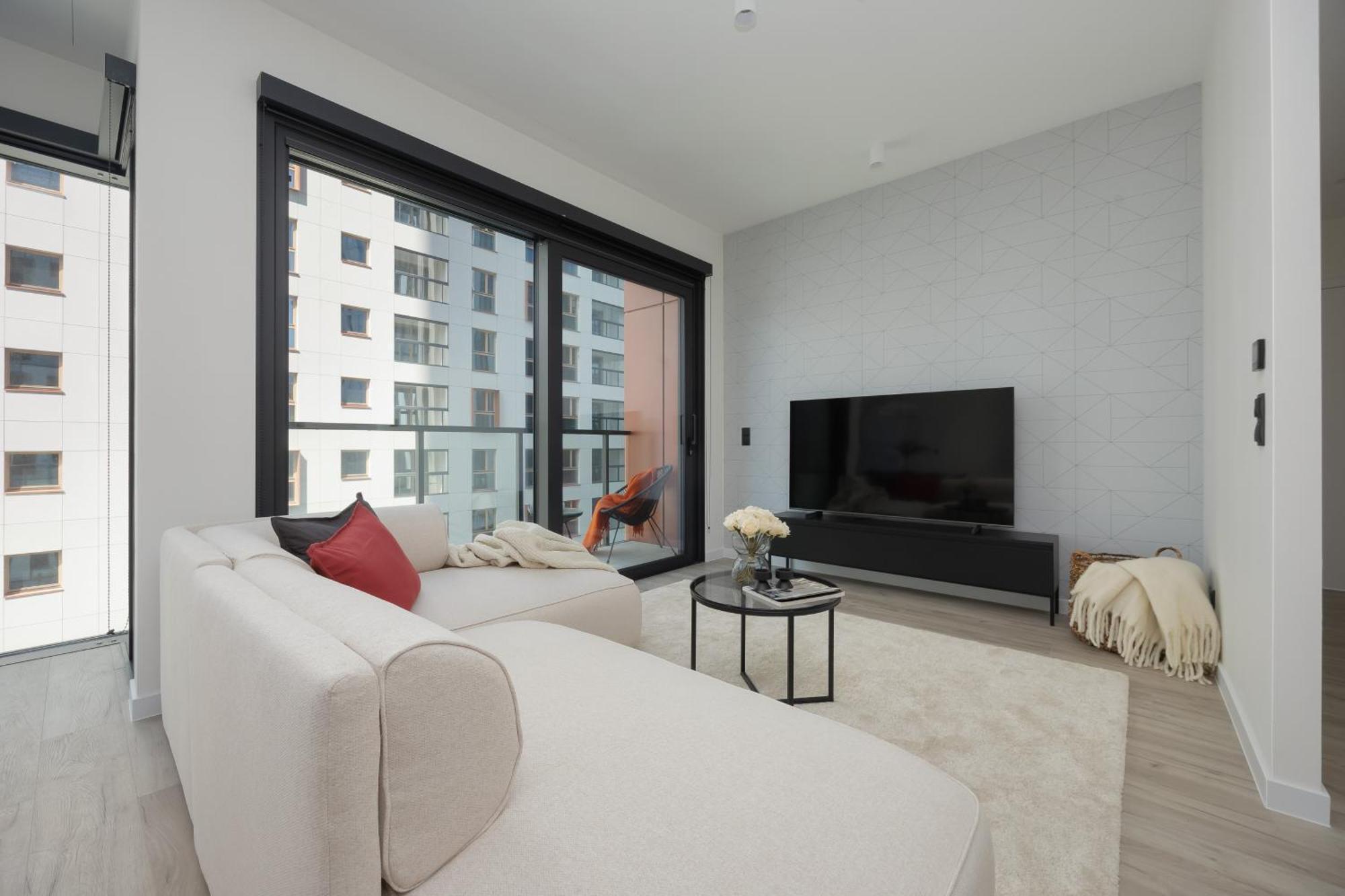 Luxury Towarowa Towers With Parking And Air Conditioning In Warsaw's Wola District By Renters Prestige Warsaw