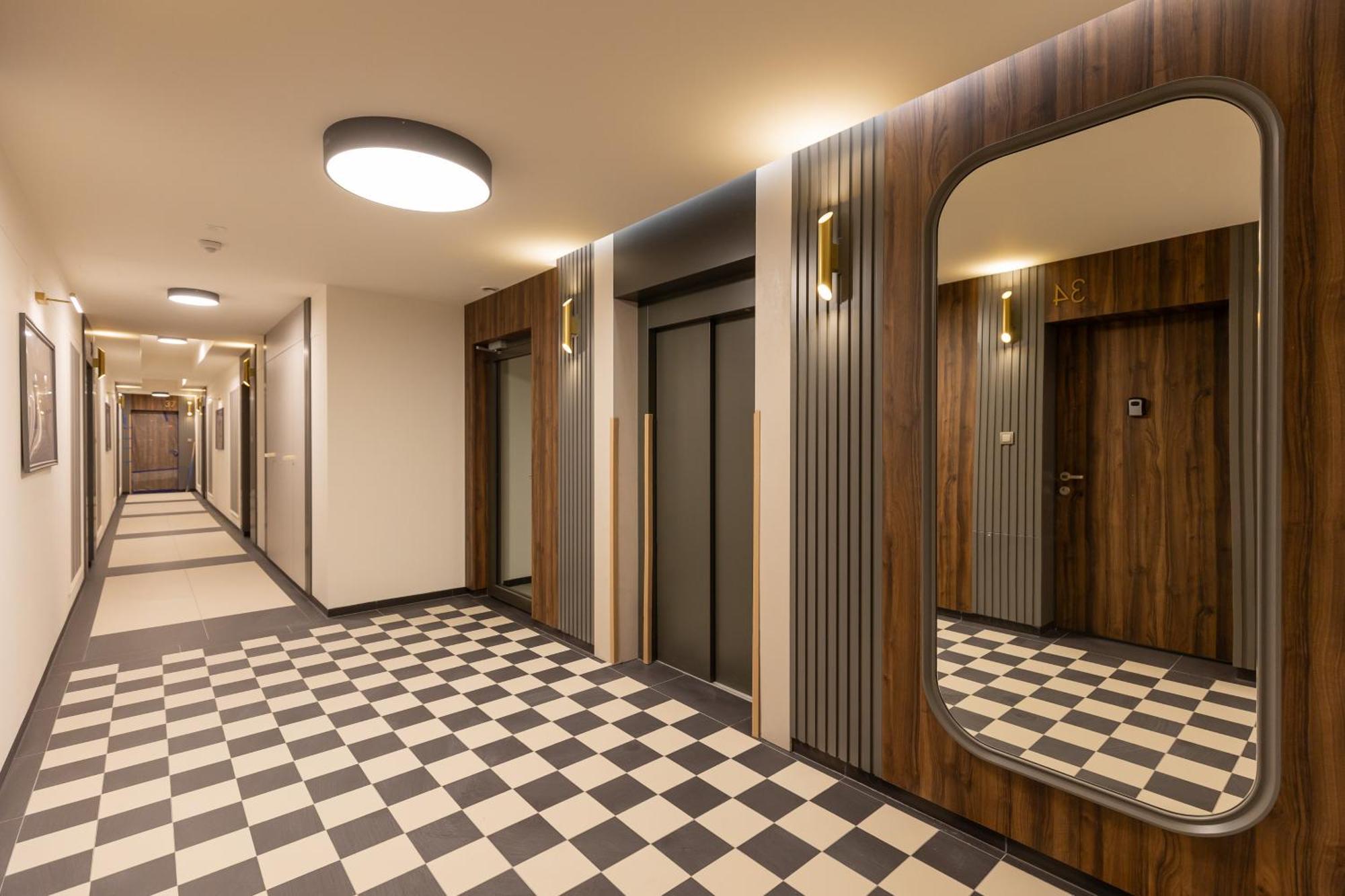 Apartment Sarmacka With Gym, Sauna And Parking By Renters