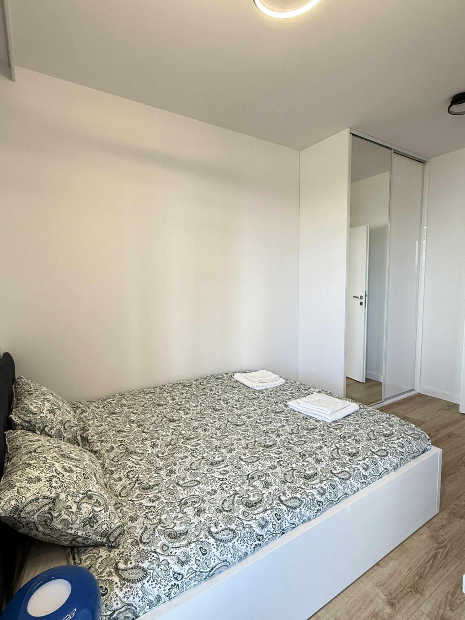 Near Chopin Airport Apartament *