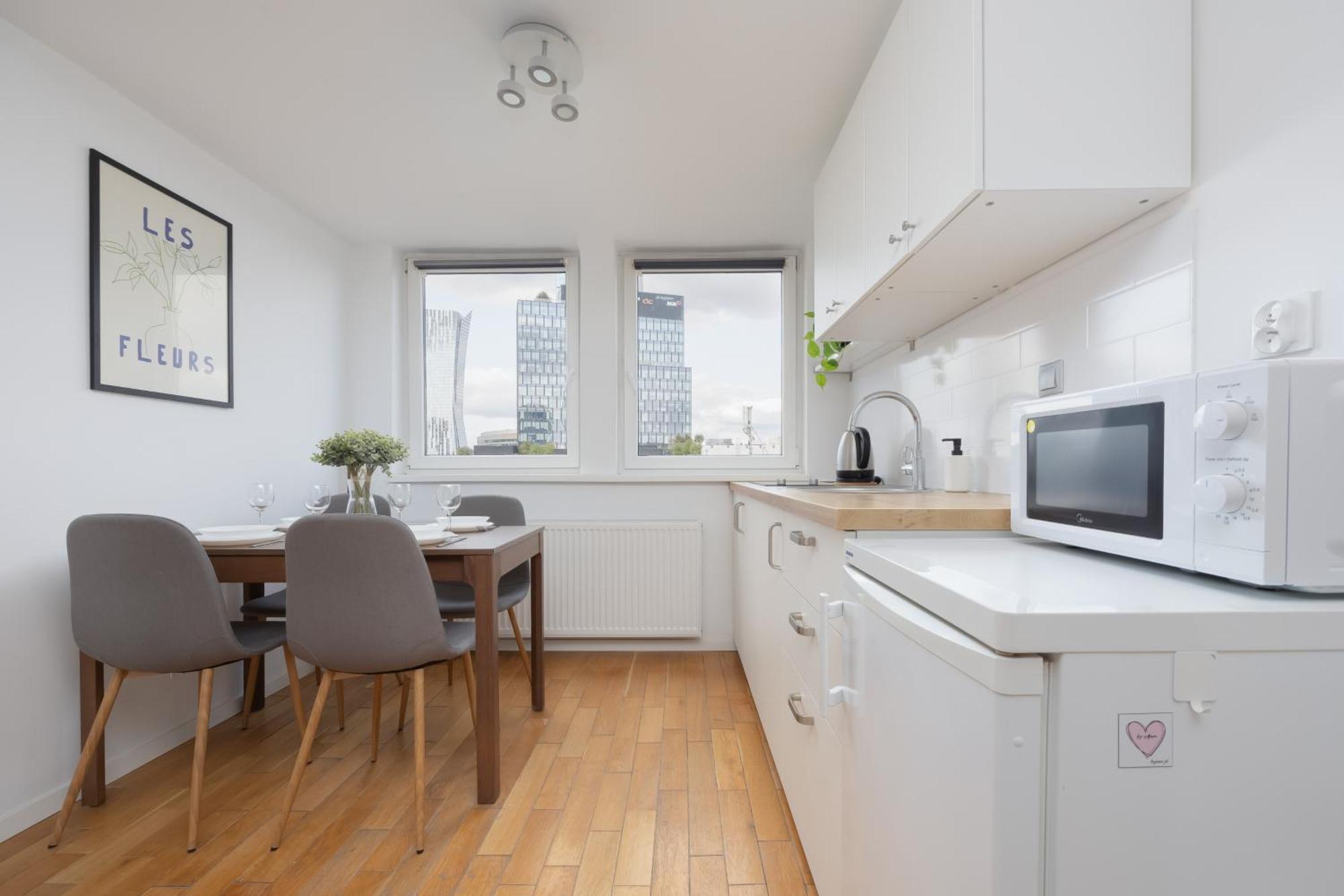 Chmielna By Solarento Apartment