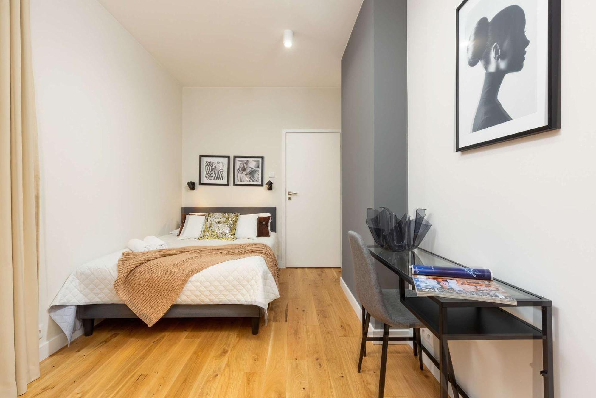 Mennica Luxury Family With Parking And 3 Bedrooms By Renters Prestige Apartment