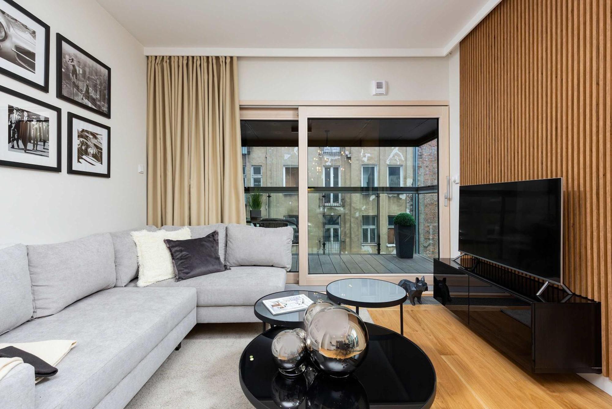 Mennica Luxury Family With Parking And 3 Bedrooms By Renters Prestige
