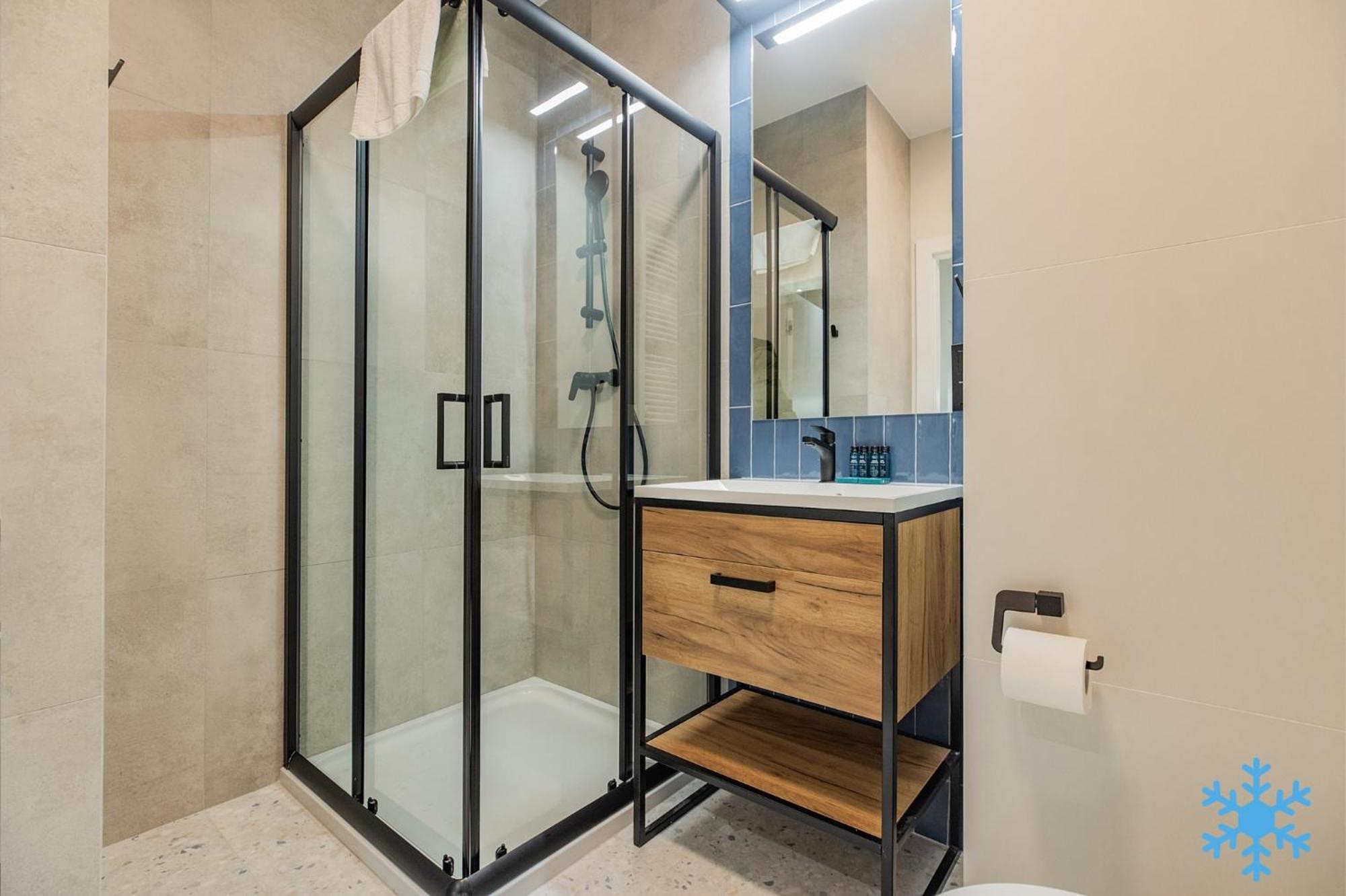 Apartment Shortstaypoland Zdziechowskiego *