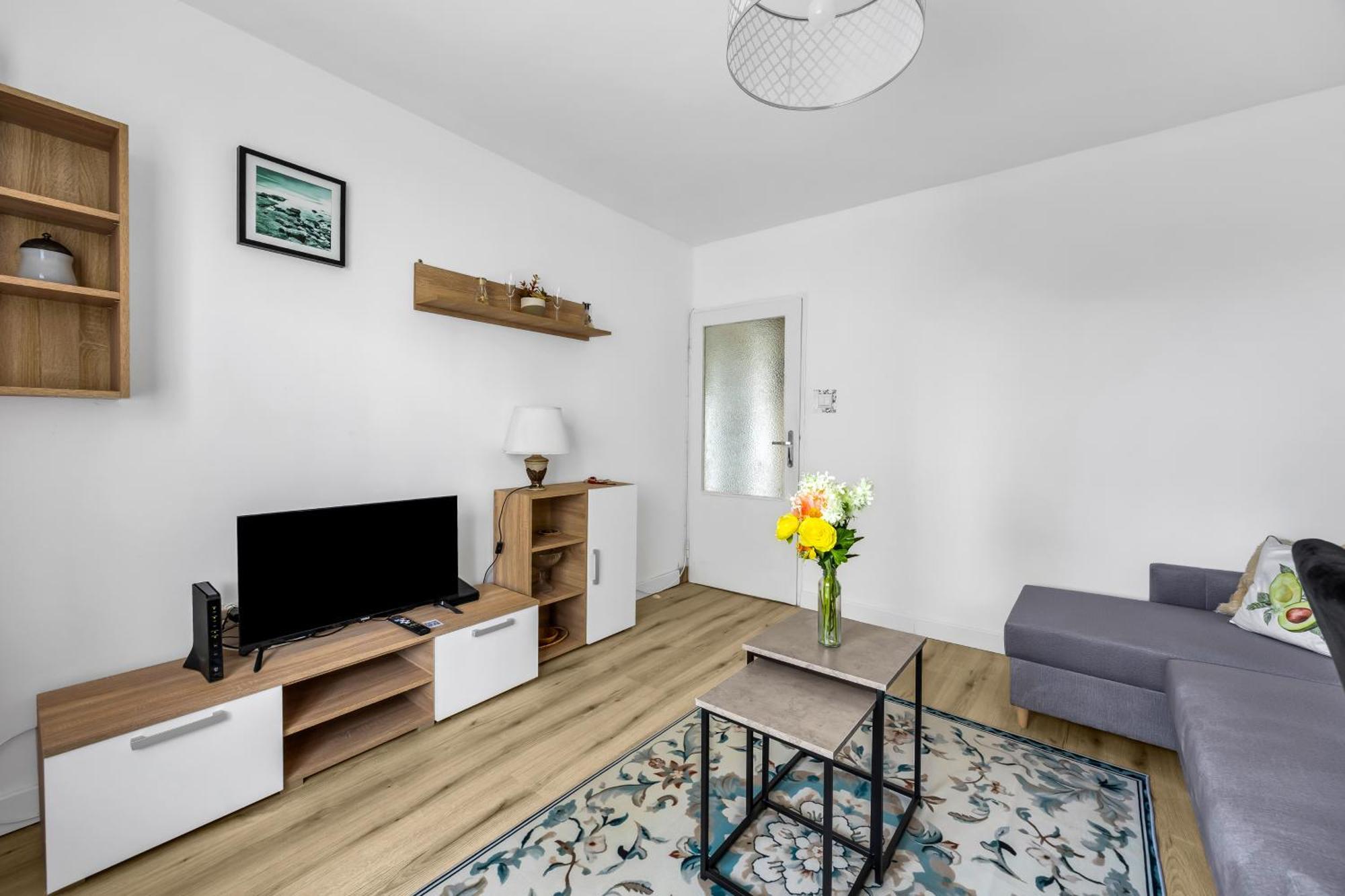 Apartment Kruczkowskiego - Balcony, Location - By Rentujemy Warsaw
