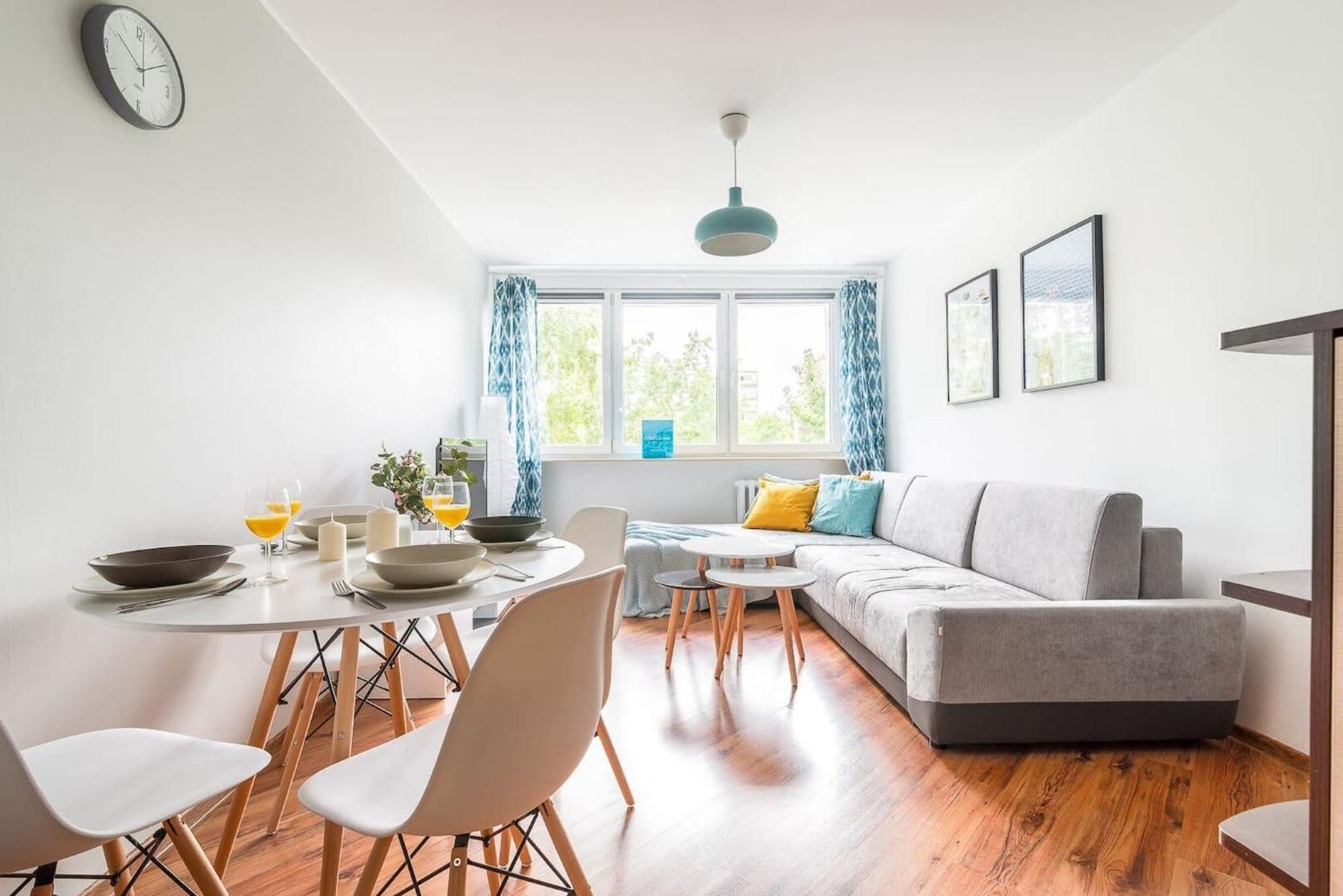 Spacious & Bright On Mokotow By Renters Apartment Warschau