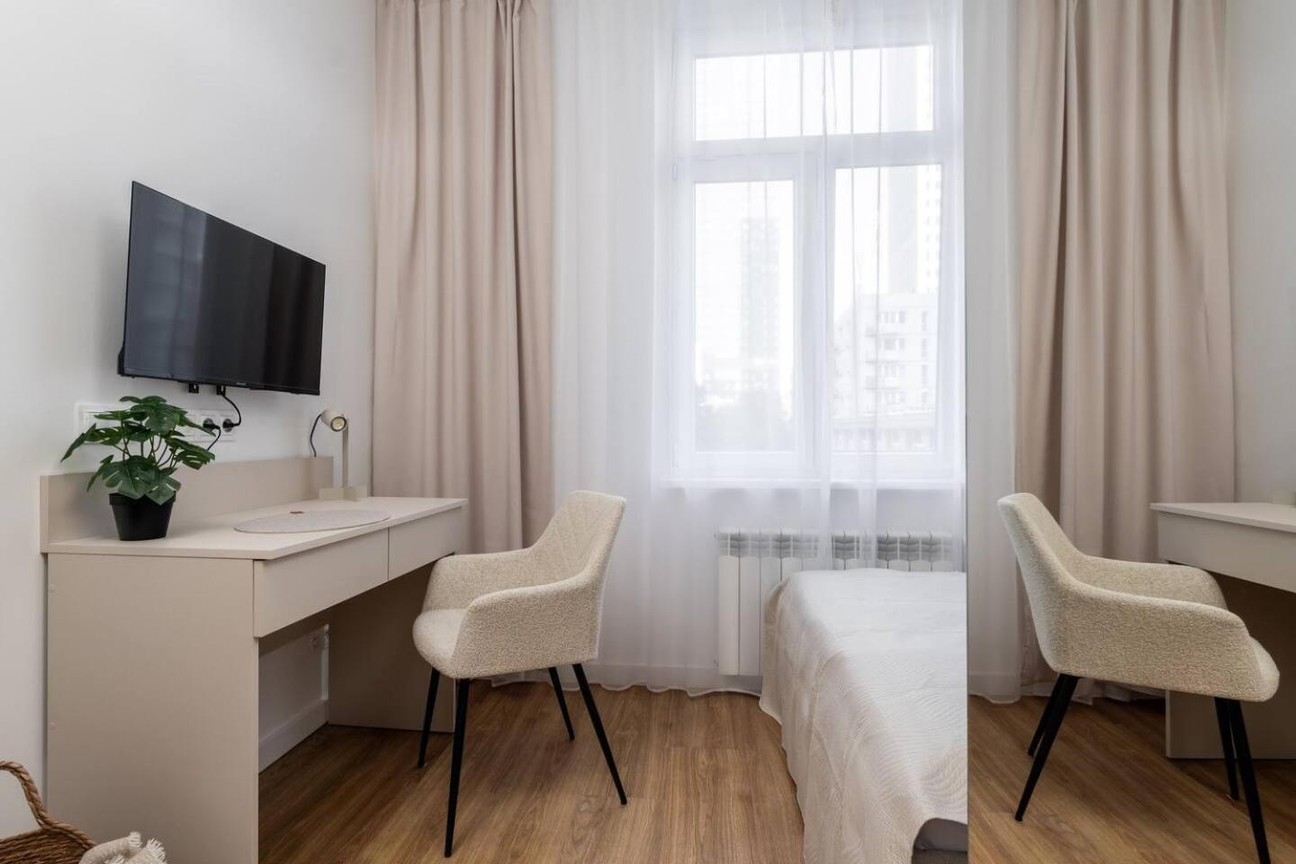 Stylish Studio Apartments In City Center Sienna Căn hộ