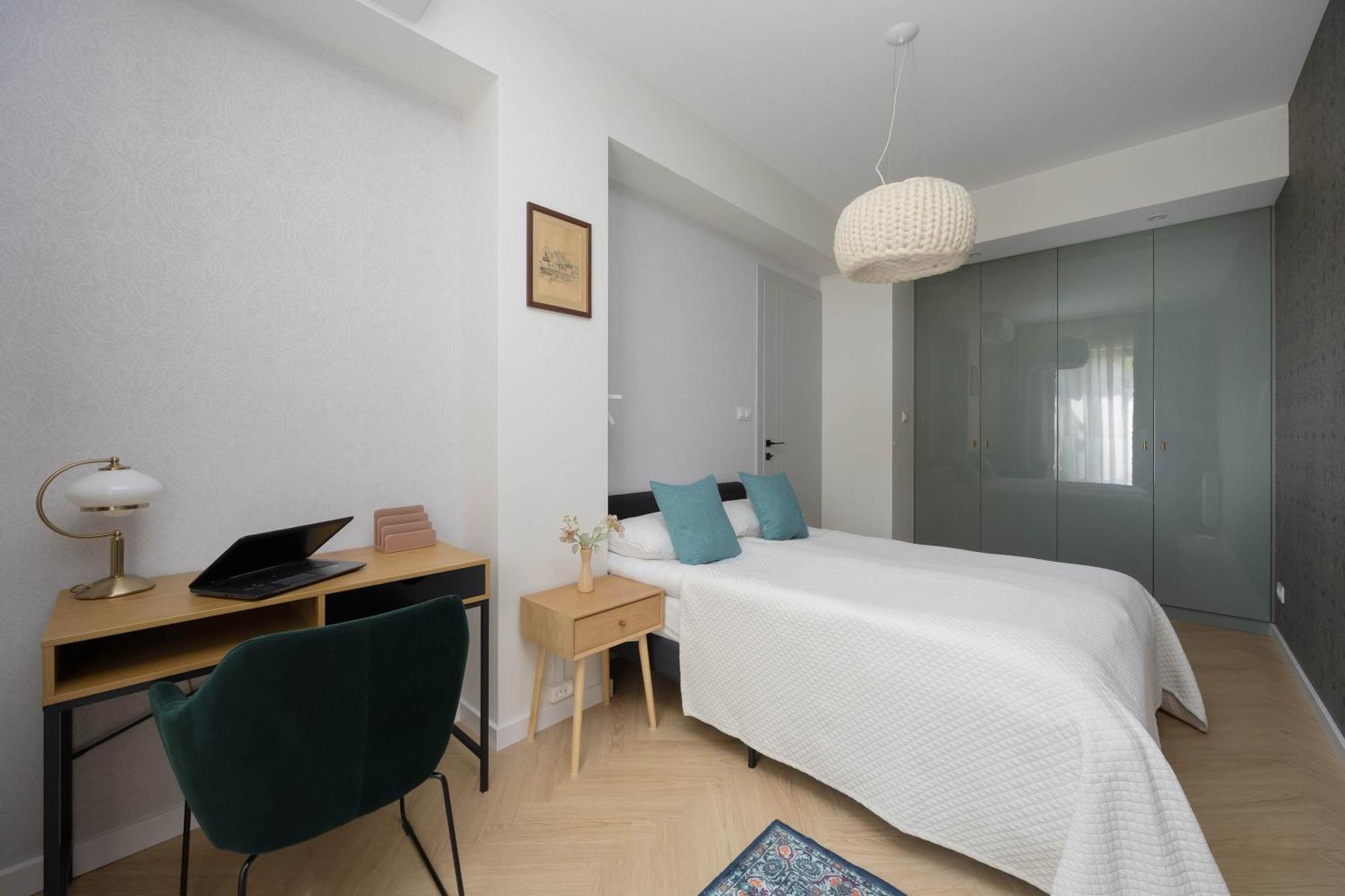 Charming One Bedroom With Air Conditioning In The Capital By Renters Apartamento