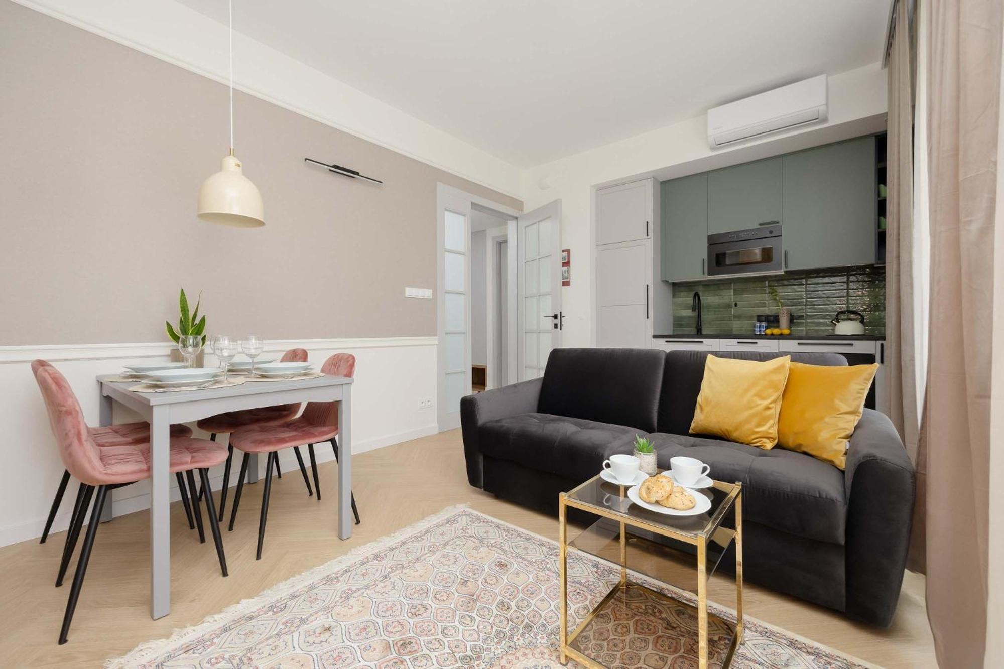 Charming One Bedroom With Air Conditioning In The Capital By Renters Apartamento *