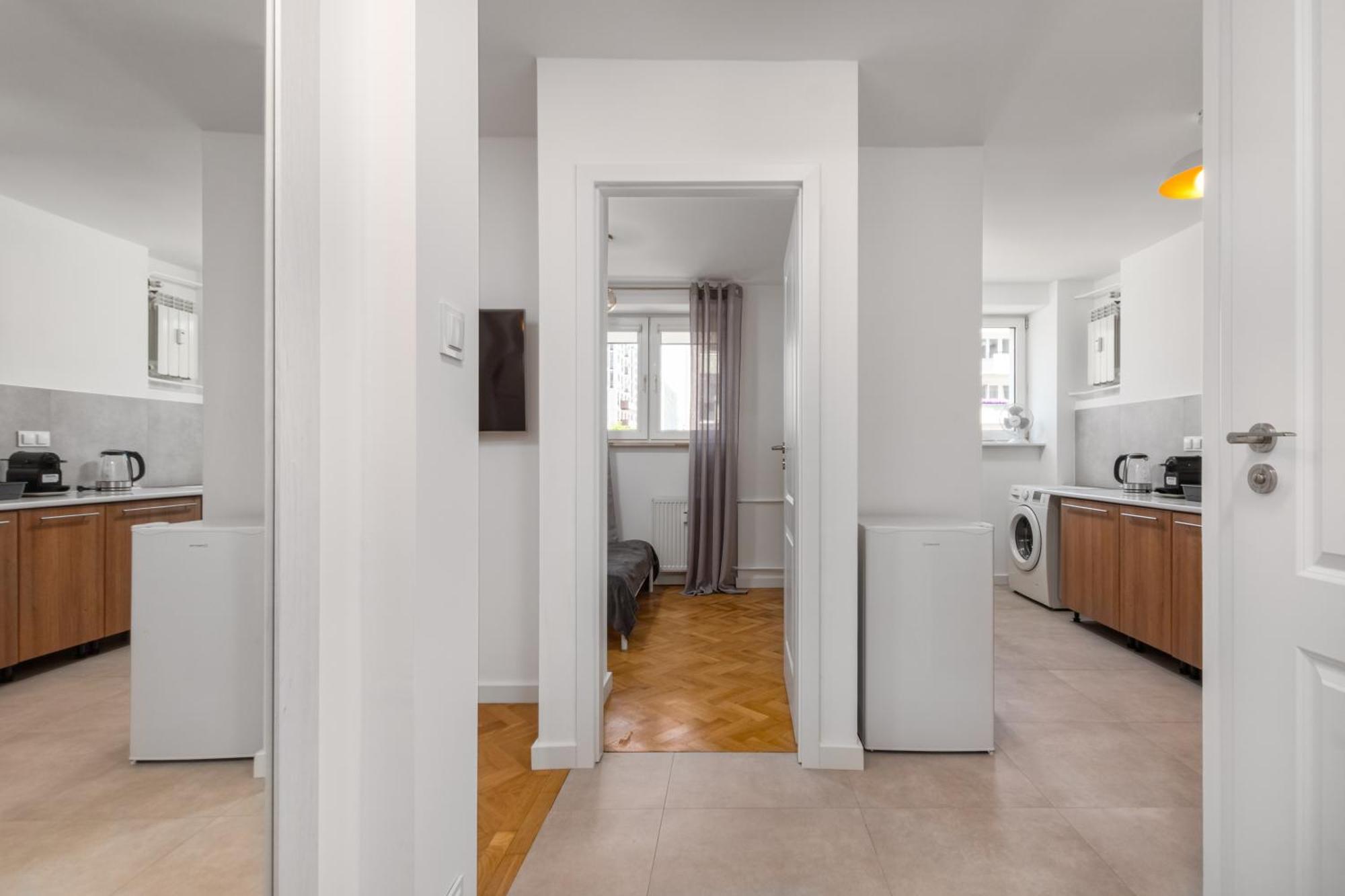 Apartment Zlota 67 By Homeprime Warsaw