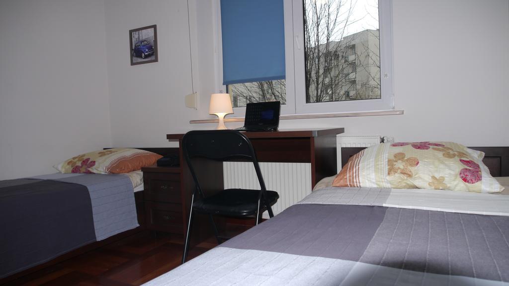 Hostel Leonik *