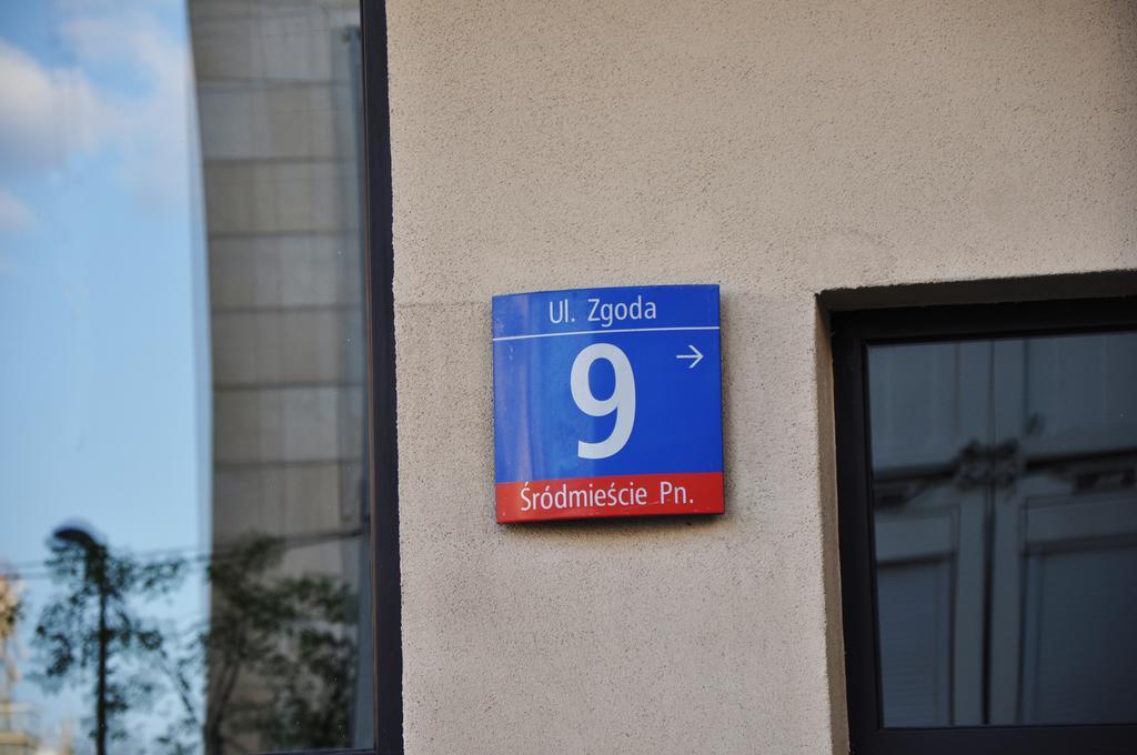 Apartment Zgoda 9 *