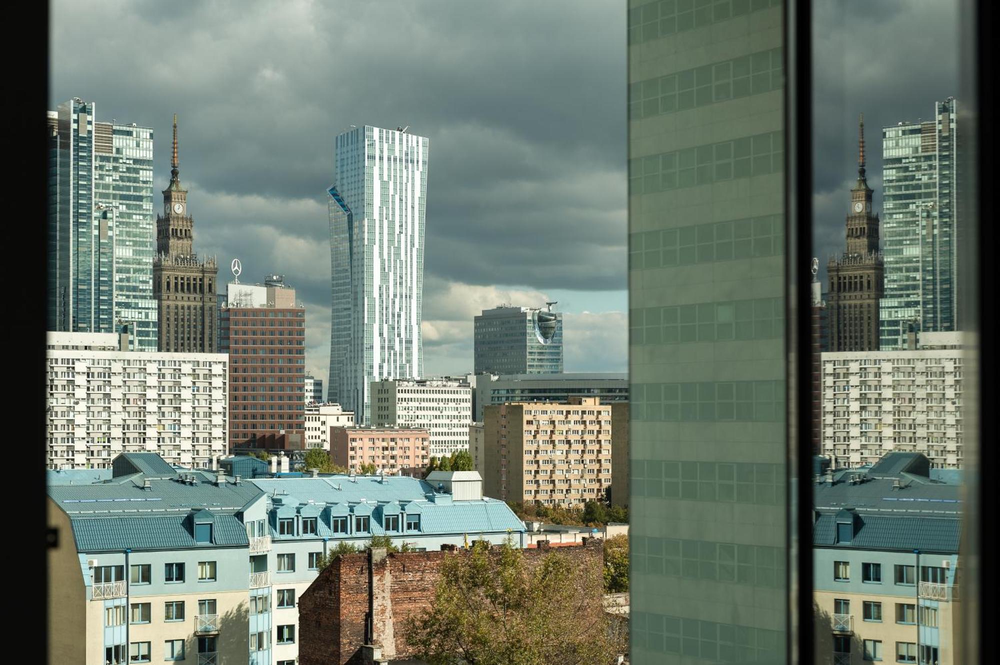 Platinum Towers E-apartments
