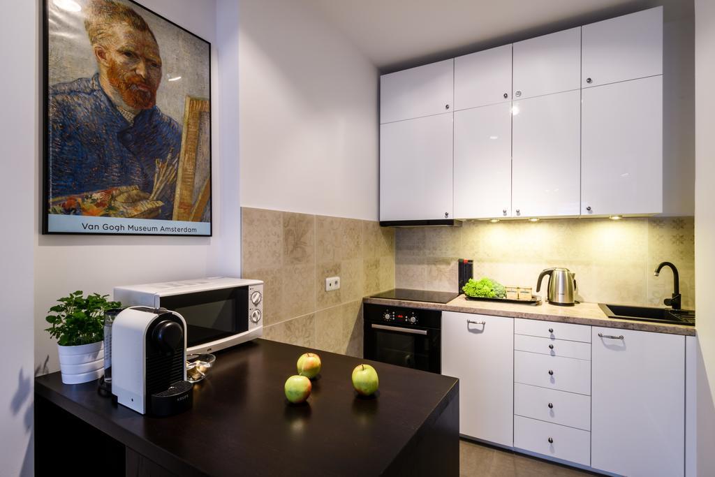 Vangogh By Mythings Apartment *