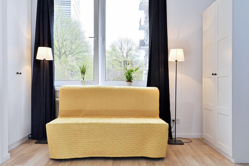 Center By Renters