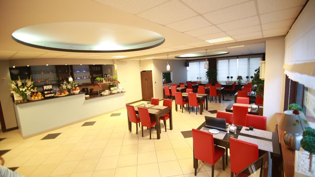 Pokoje Goscinne Animar Bed & Breakfast Warsaw