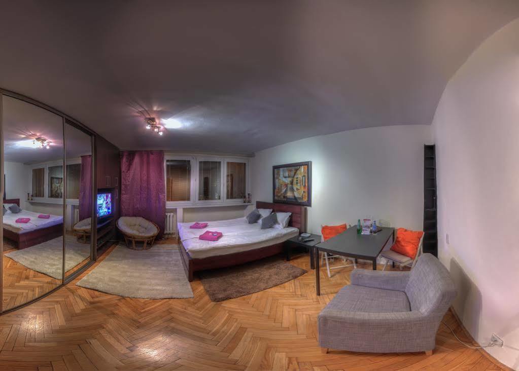 Anton Downtown Apartment Warsaw