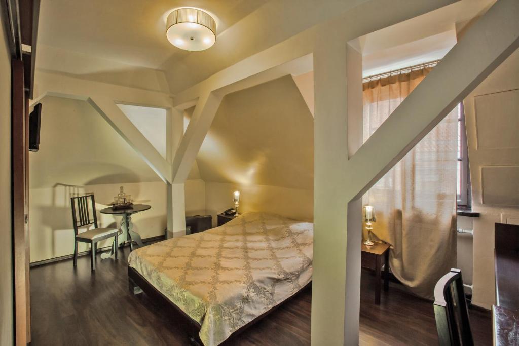 Castle Bed & Breakfast