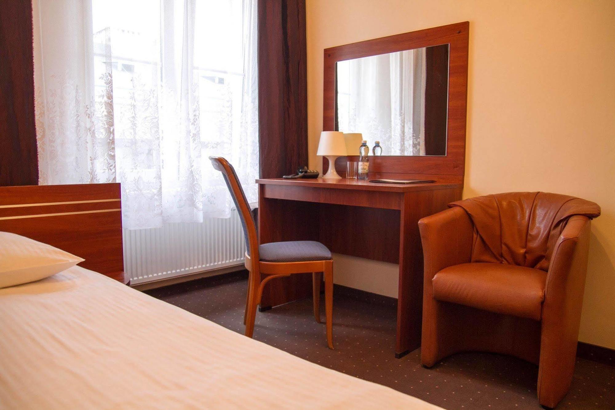Hotel Mazowiecki Wow
