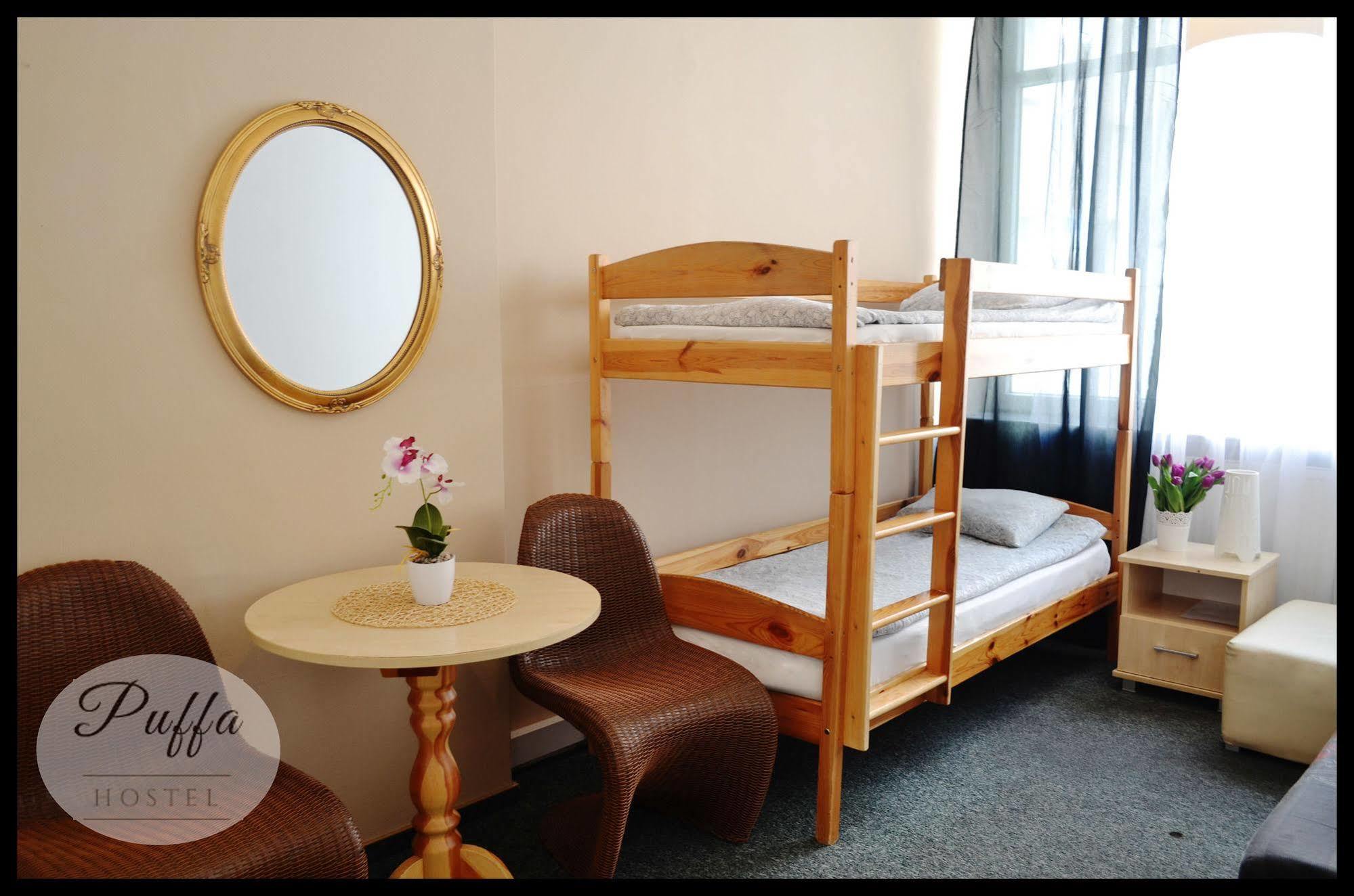 Puffa Hostel *