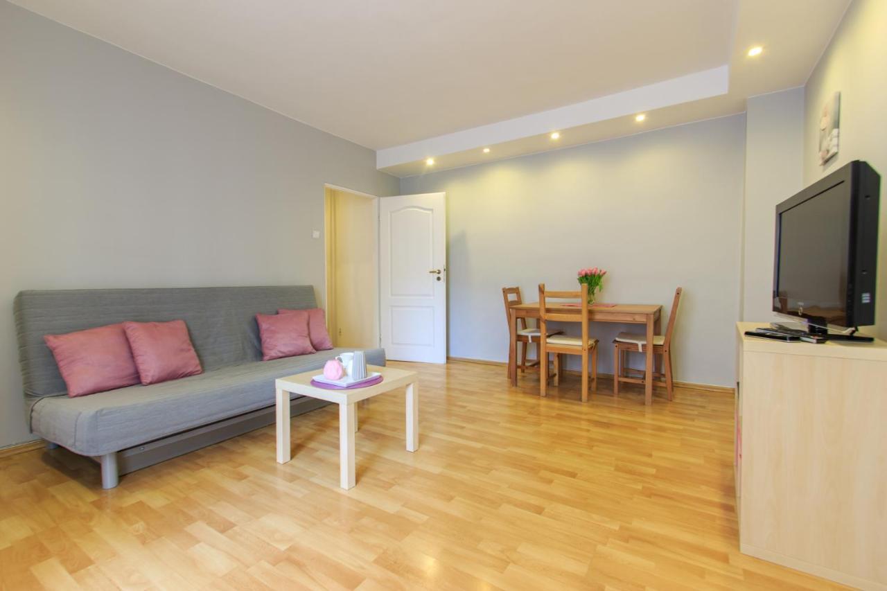Warecka Apartment *