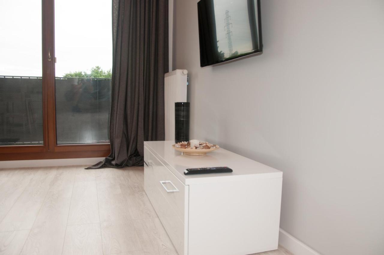 Apartment Business Magazynowa 11a *