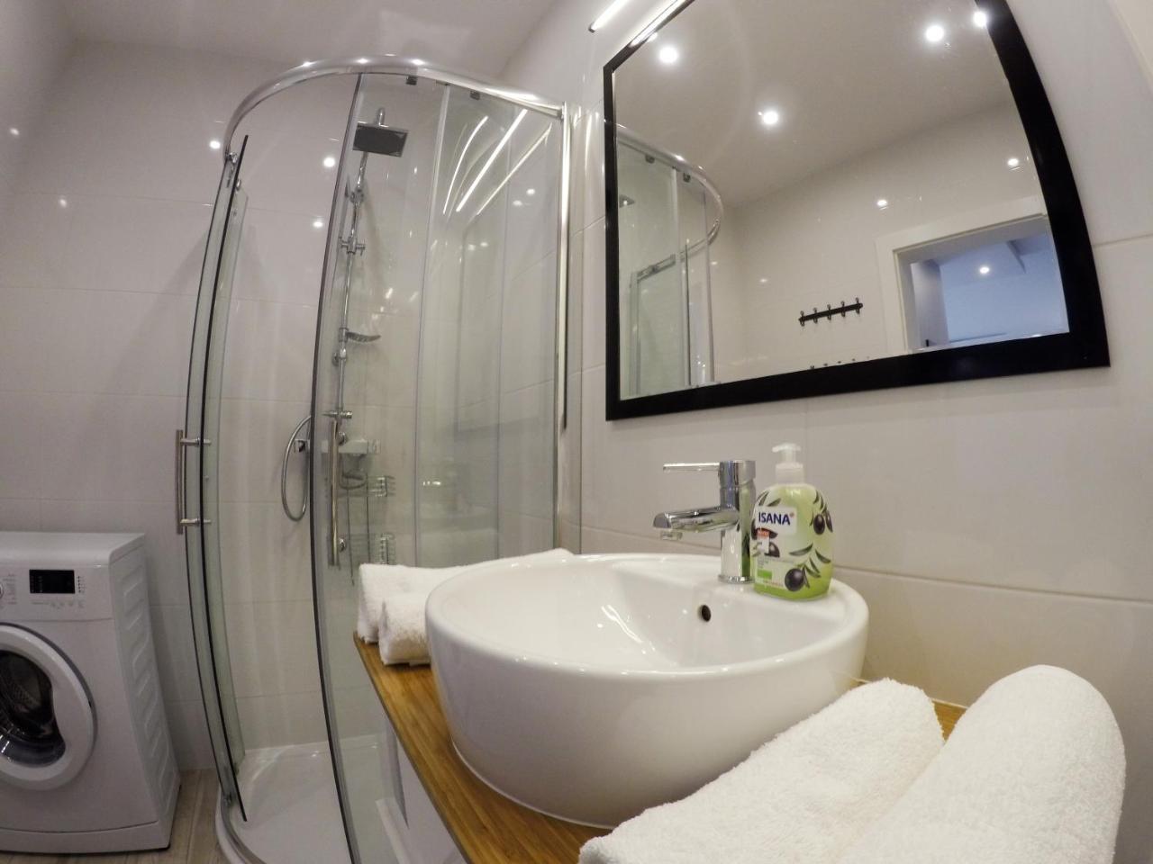 Apartment Business Magazynowa 11a
