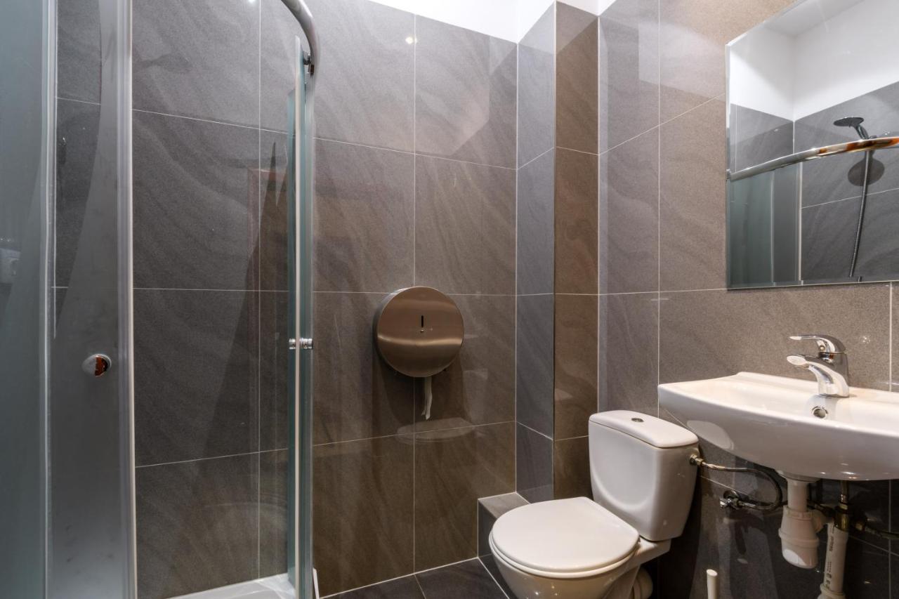 Hostel Hostel Stara Praga w Warszawie -Family&Cozy Atmosphere *