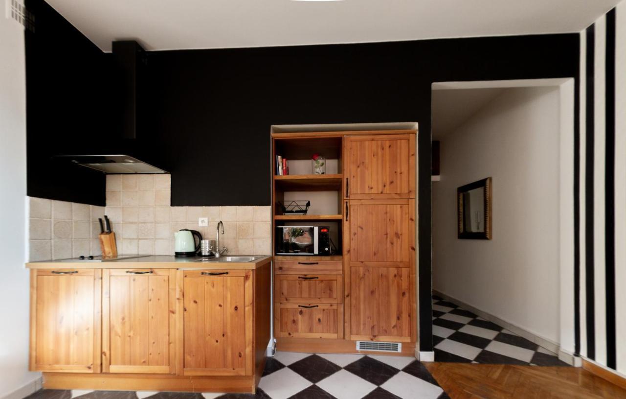 Barbakan Old Town Apartment