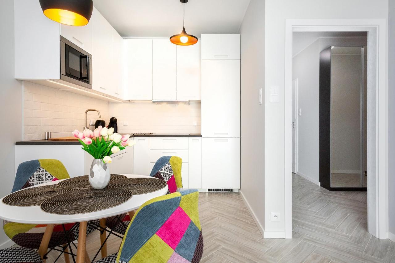 Rondo Wiatraczna By Renters Apartment Warsaw