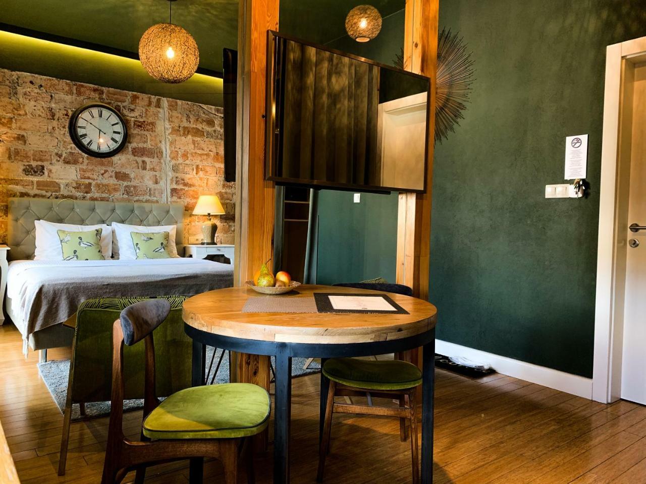 Khách sạn hẻo lánh Sleepwell Ordynacka Warsaw