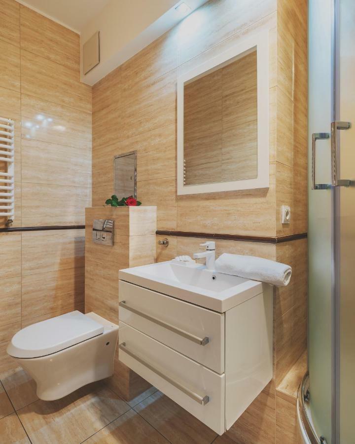 P&o Serviced Fabryczna Apartament