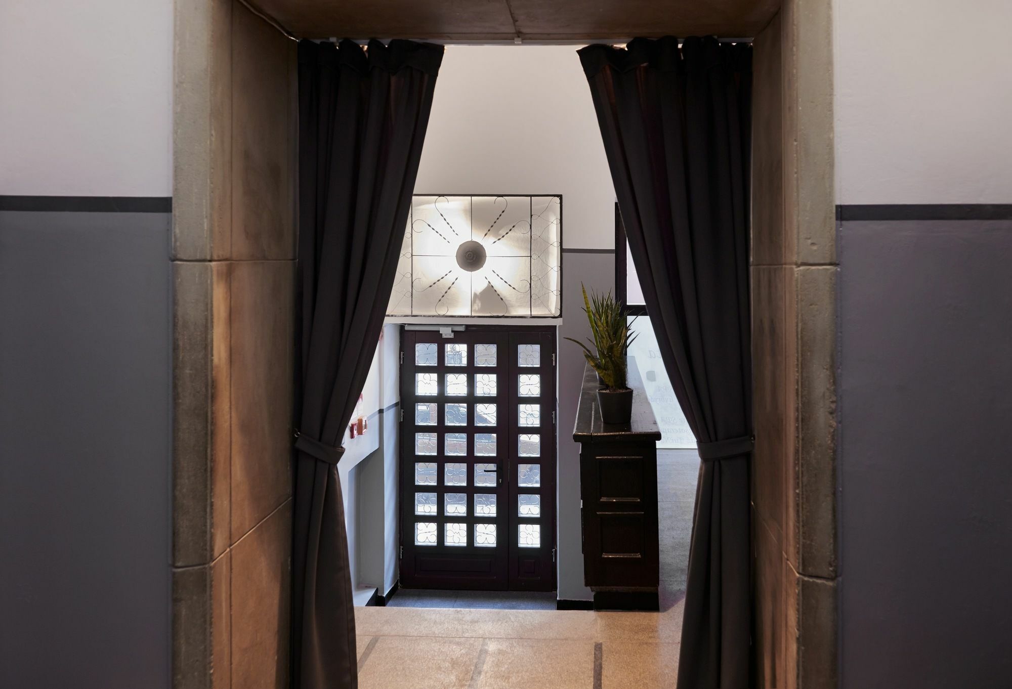 Khách sạn hẻo lánh Sleepwell Ordynacka Warsaw