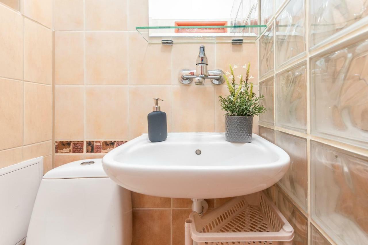 Wilcza 55 By Renters *