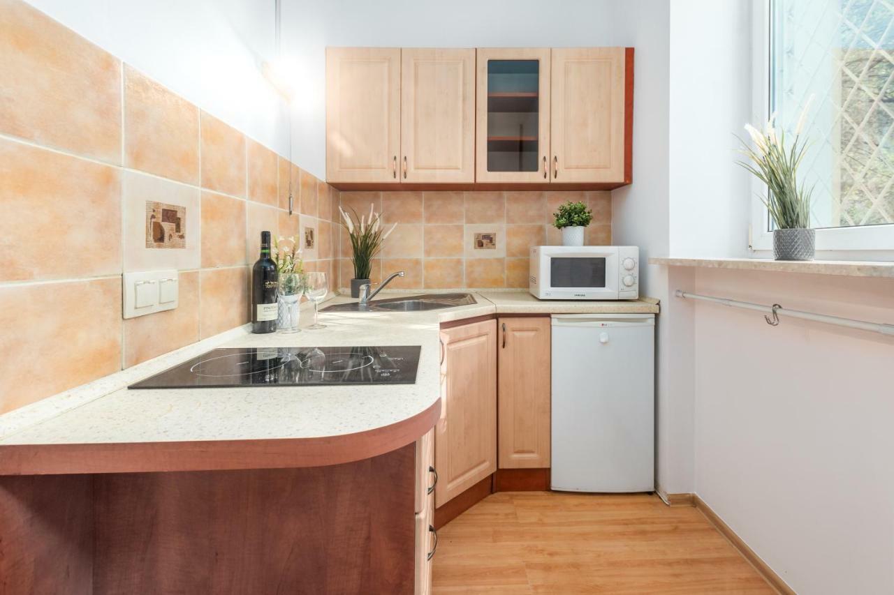 Wilcza 55 By Renters Apartment Warsaw