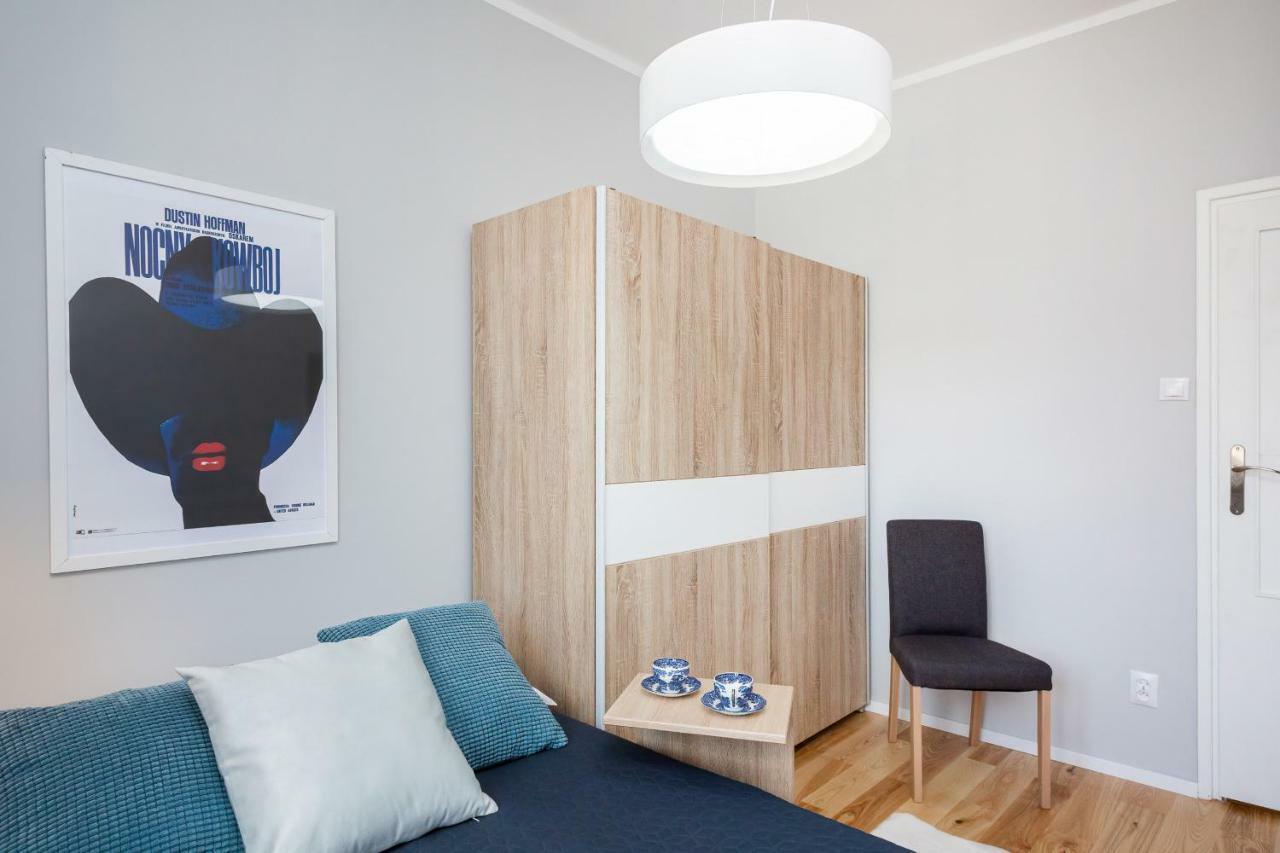 Center By Renters * Warszawa