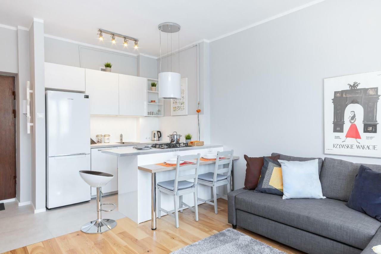 Center By Renters