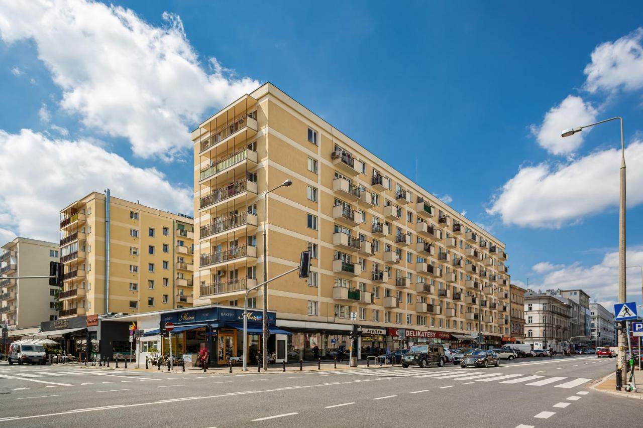 Center By Renters