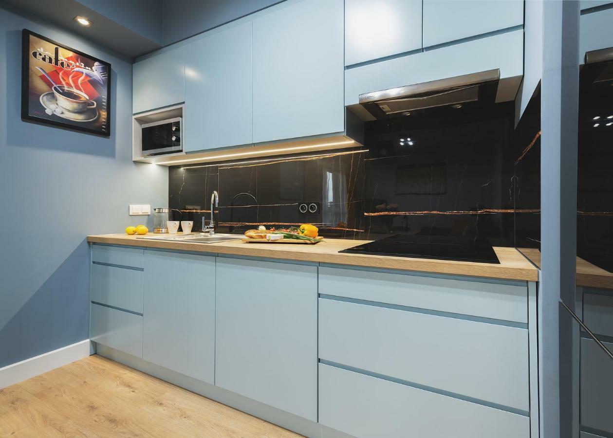 Okecie Airport Bakalarska 2 P&o Serviced Apartment *