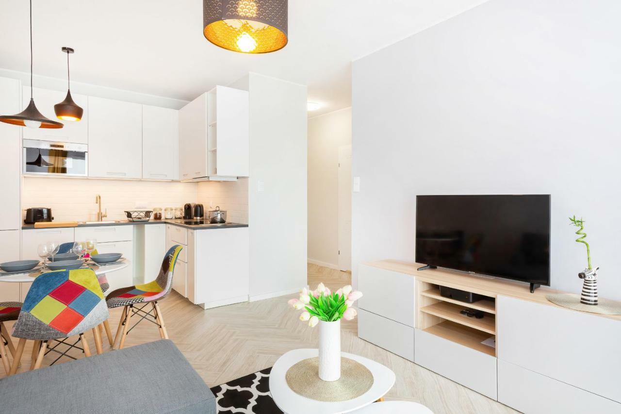 Apartment Rondo Wiatraczna By Renters Warsaw