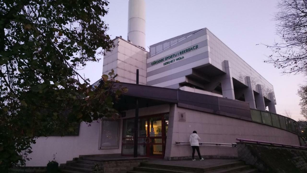 Siedmiogrodzka - Most Handy Location, Aircon & Garage Free Warschau