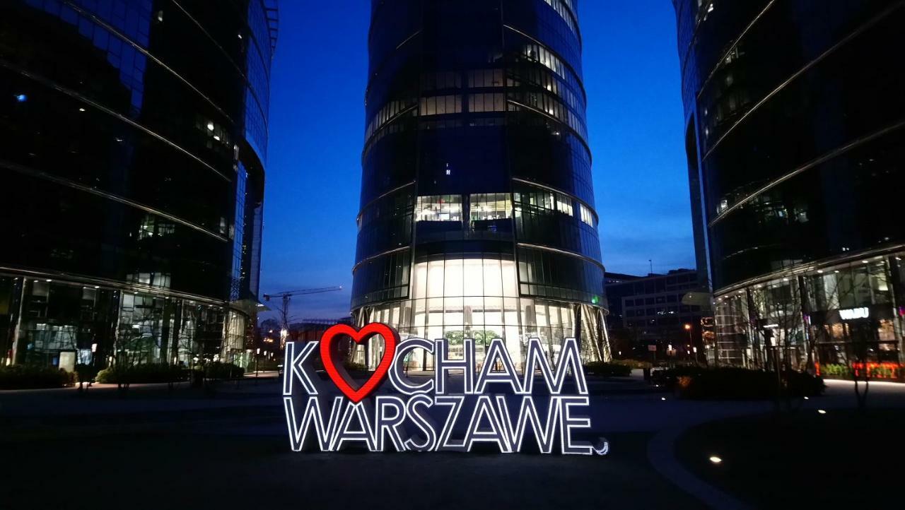 Siedmiogrodzka - Most Handy Location, Aircon & Garage Free Apartment