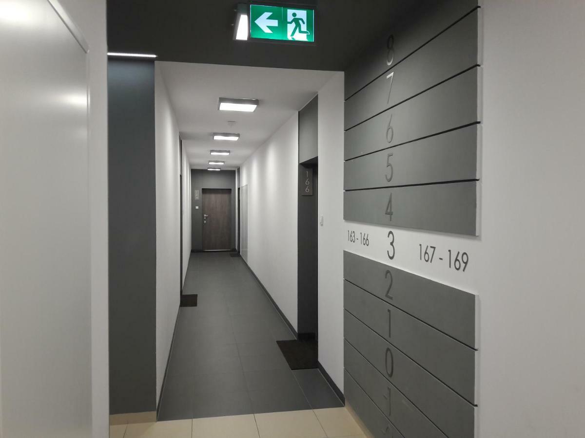 Newburg Kasprzaka 45 M2 Apartamento Varsóvia