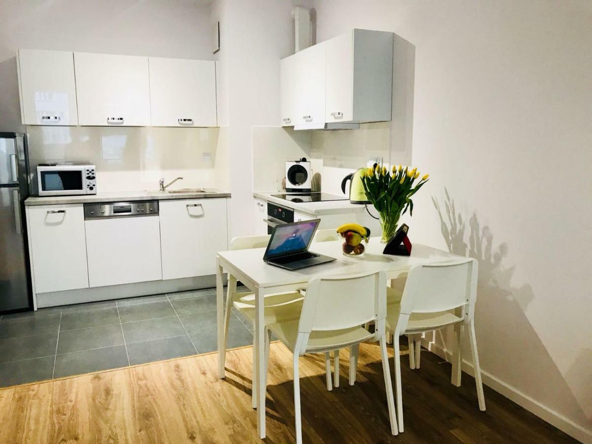 Golden - Pereca Apartment