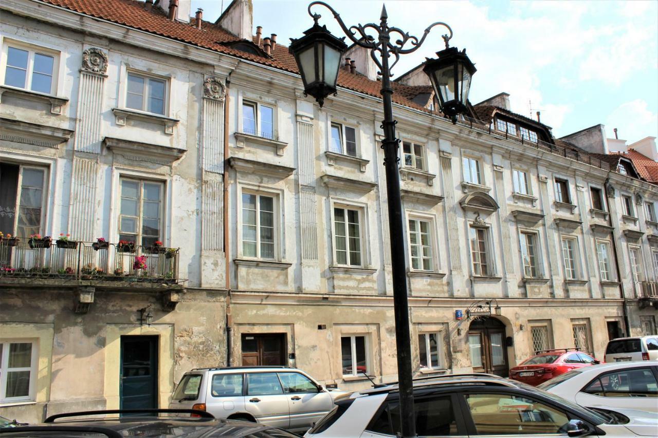 Mariensztat / Old Town Place For *